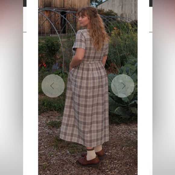 Tradlands Nico Square Neck Drawstring Dress in Cream and Chocolate Plaid - Picture 2 of 11